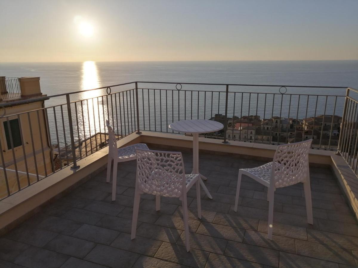 Residence Nina Пиццо Экстерьер фото
